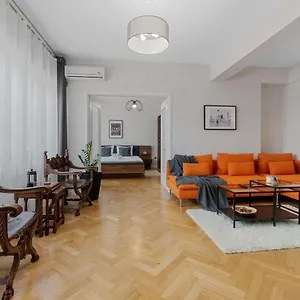 Rentforcomfort Coquette 1bdr Calea Victoriei Apartment