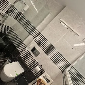 La Maison De Zoe - Airport Residences Appartement